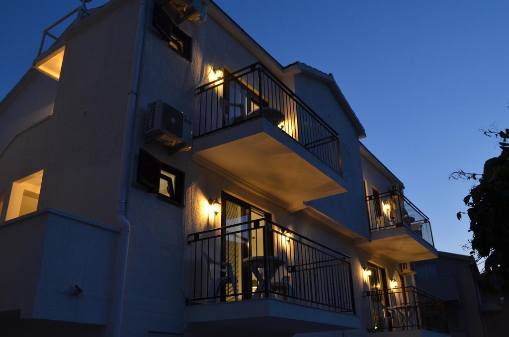 Casablanca Apartments Будва Екстер'єр фото