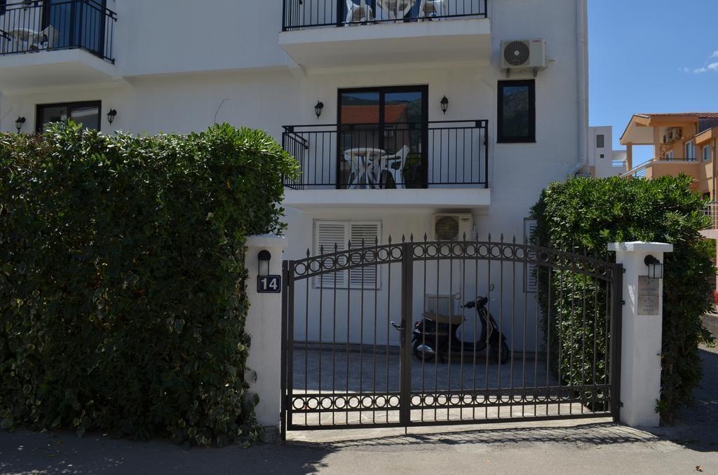Casablanca Apartments Будва Екстер'єр фото